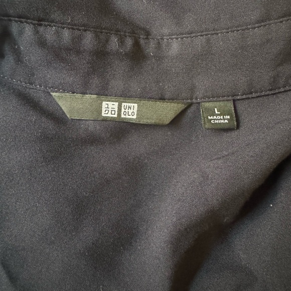 Uniqlo Rayon Blouse - Picture 5 of 6